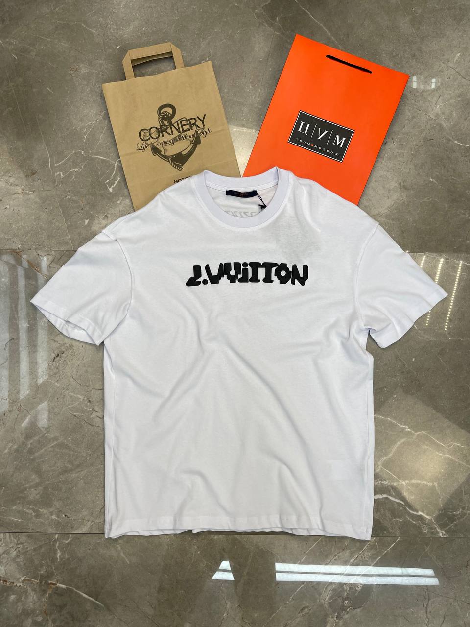 Футболка Louis Vuitton — фото 1
