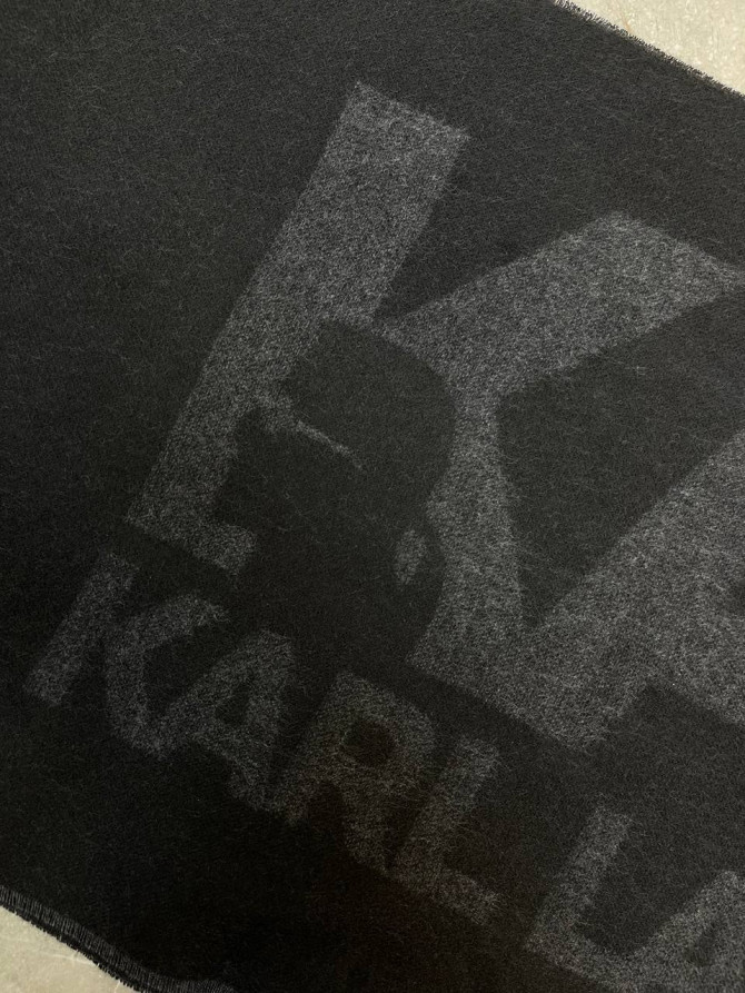 Шарф Karl Lagerfeld — изображение 5