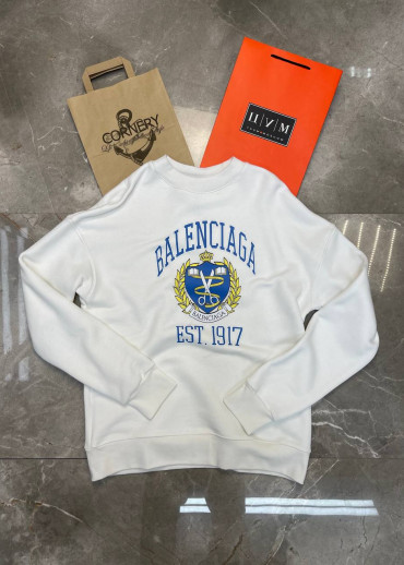 Кофта Balenciaga