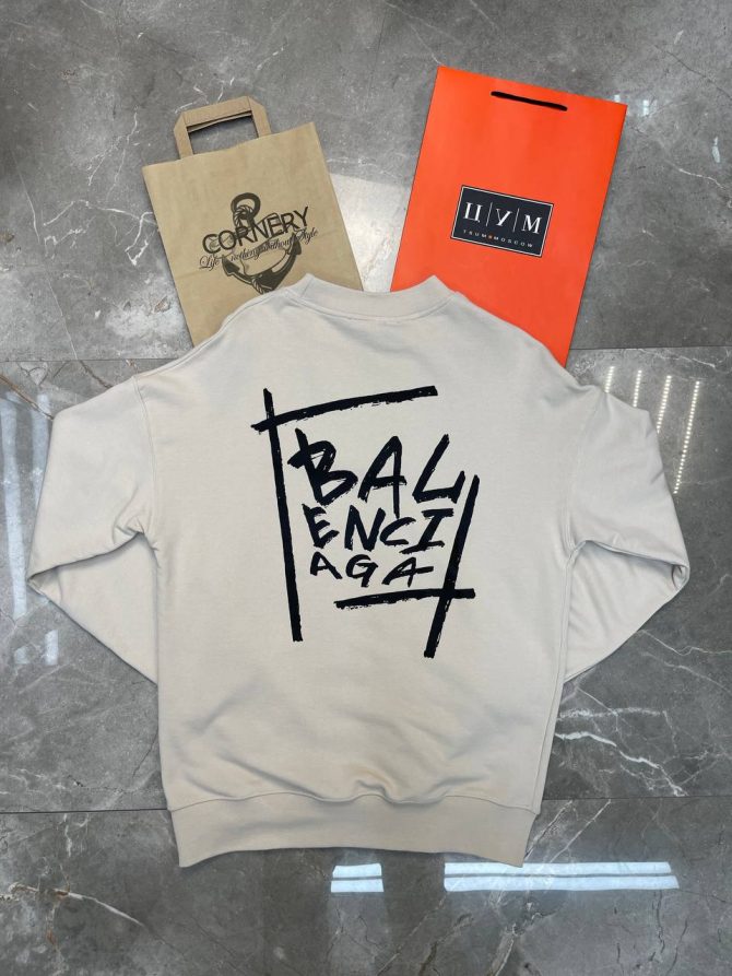 Кофта Balenciaga — изображение 2