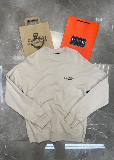 Кофта Balenciaga