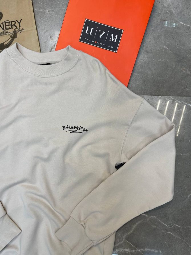 Кофта Balenciaga — изображение 5