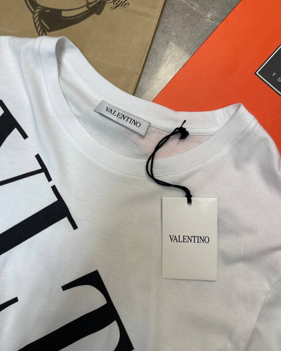 Футболка Valentino — изображение 6