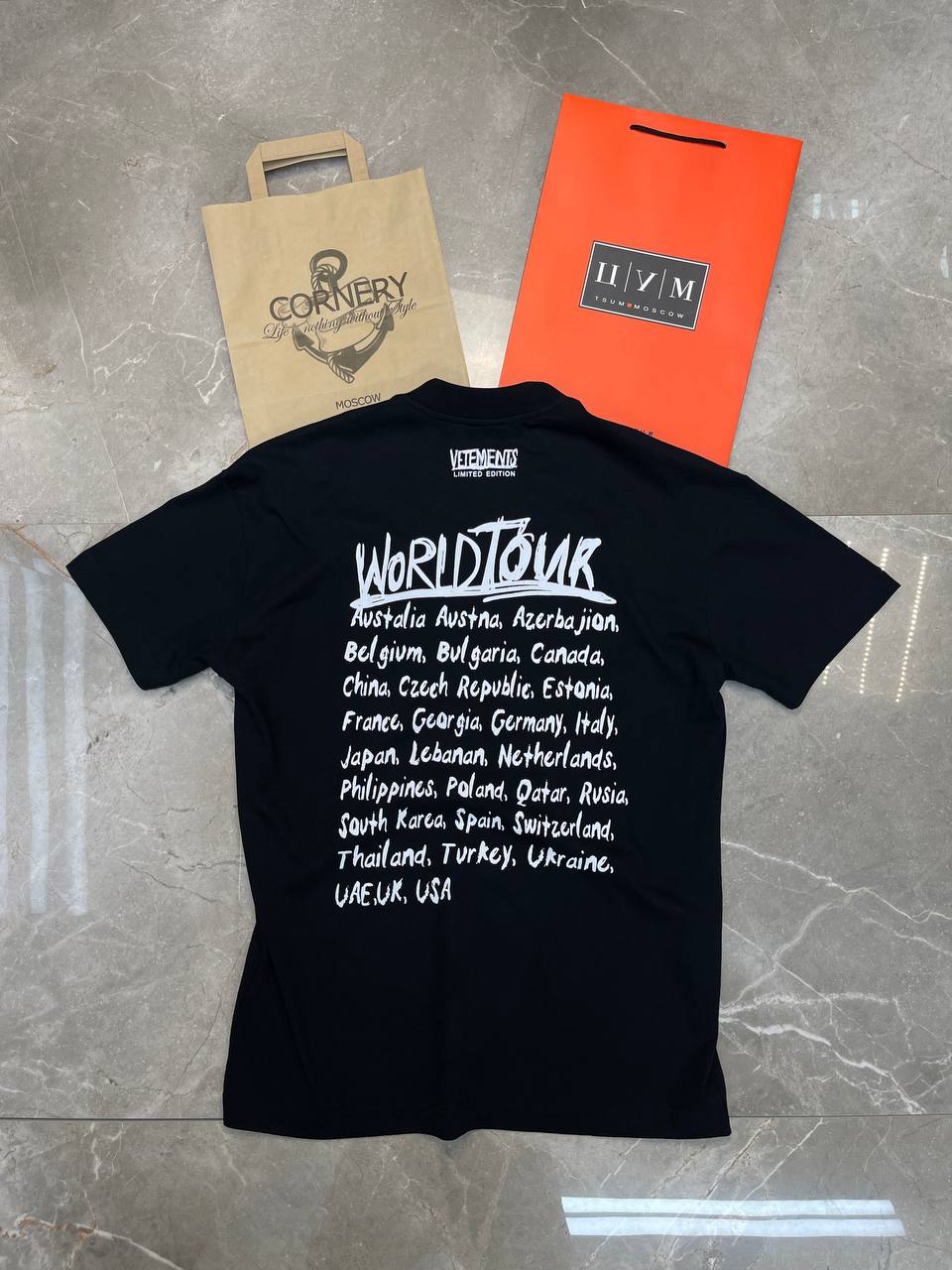 Футболка Vetements World Tour — фото 9