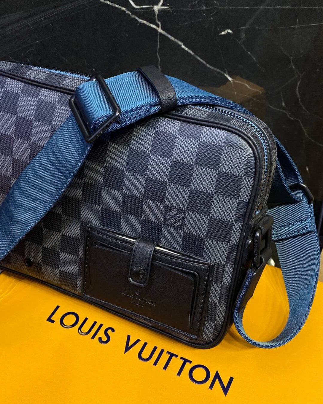 Сумка Louis Vuitton Alpha Damier Graphite — изображение 2