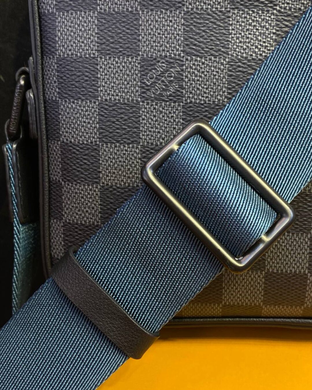 Сумка Louis Vuitton Alpha Damier Graphite — изображение 6