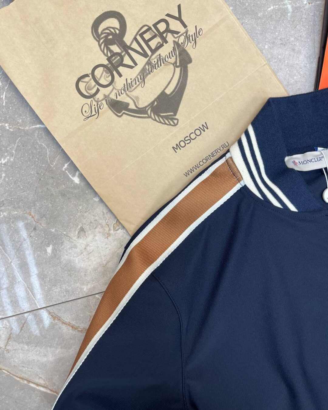 Бомбер Moncler — изображение 3