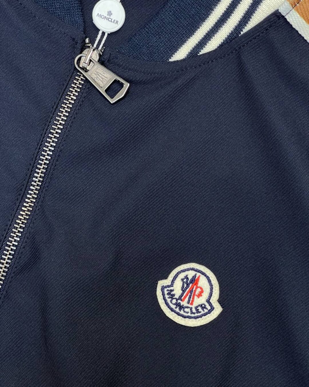 Бомбер Moncler — изображение 7
