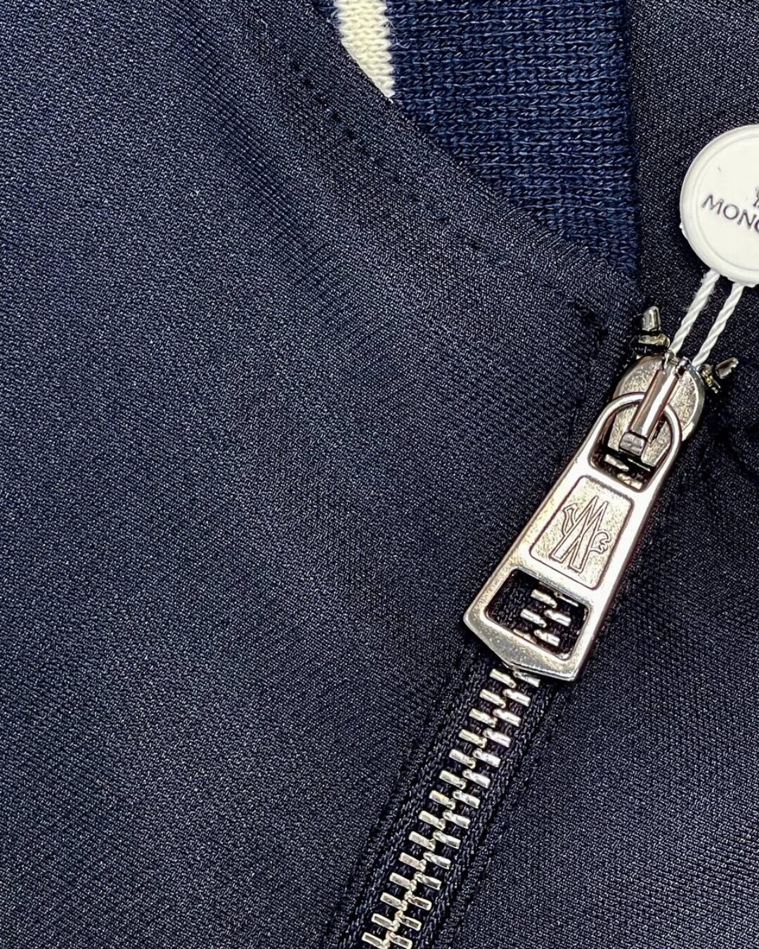Бомбер Moncler — изображение 8
