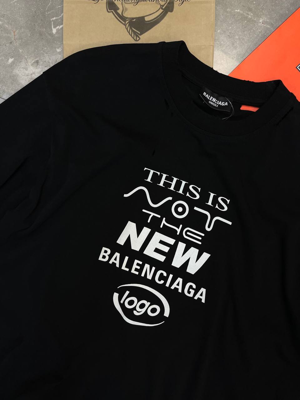 Футболка Balenciaga — фото 5
