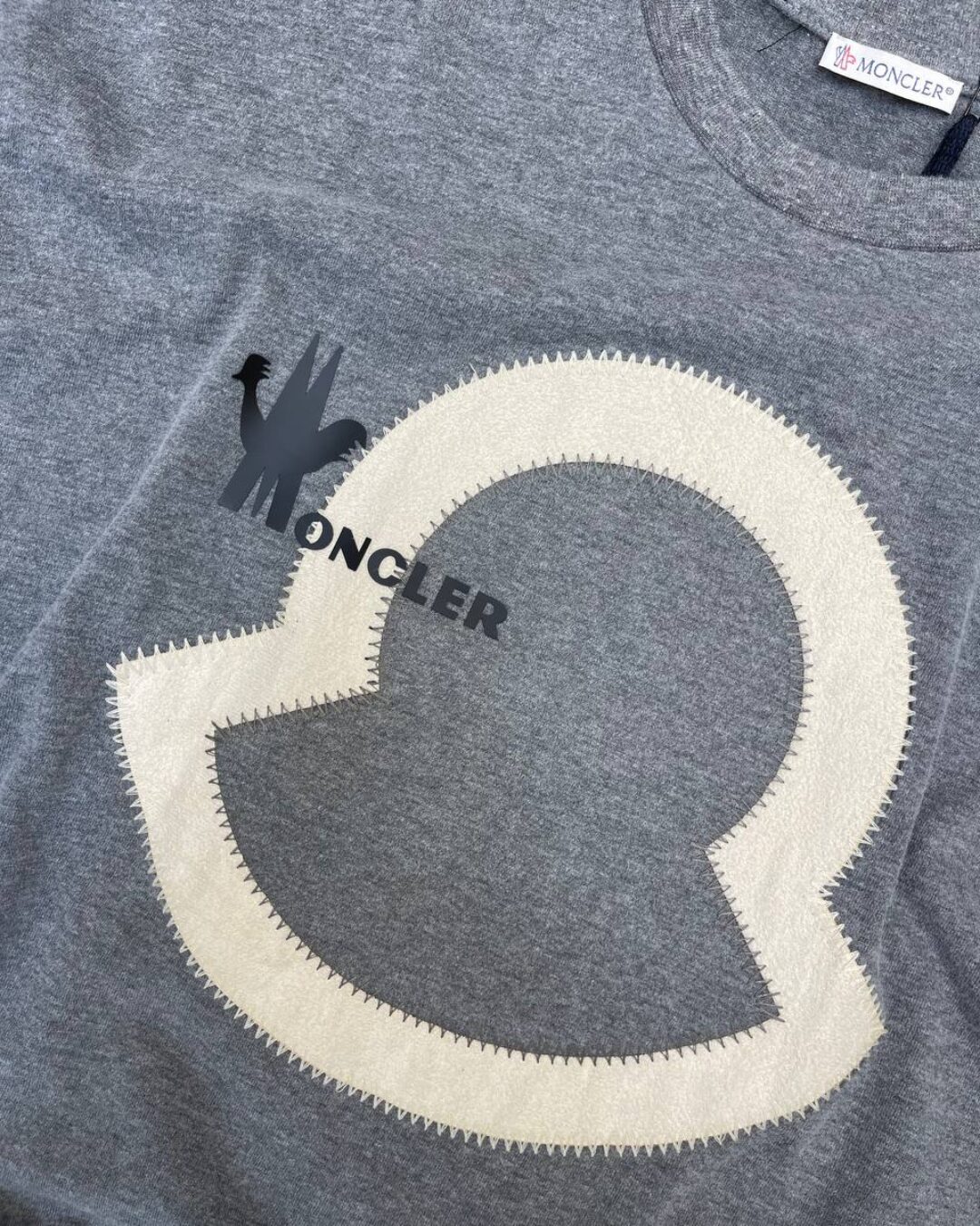 Футболка Moncler — изображение 7