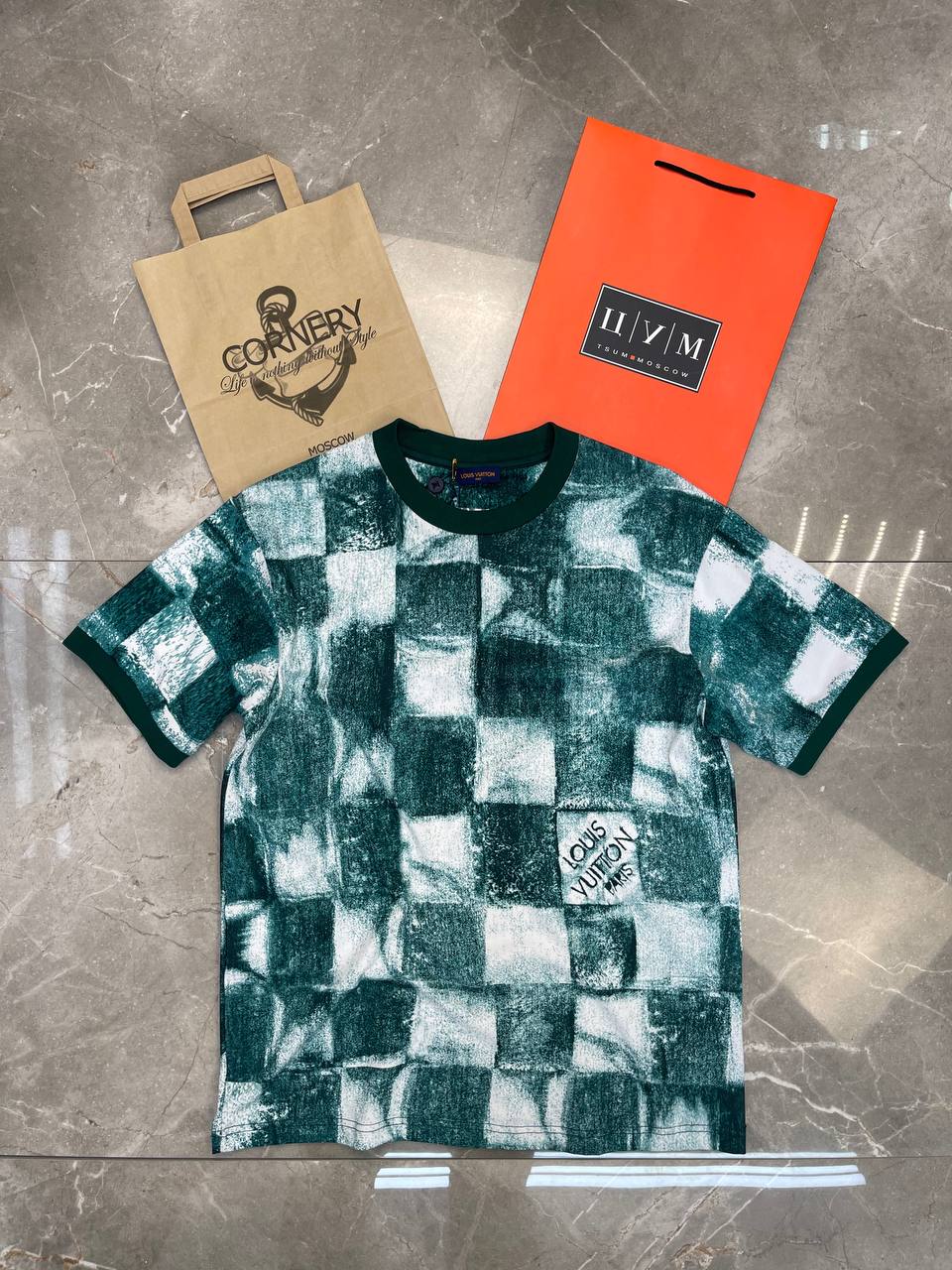Футболка Louis Vuitton — фото 1