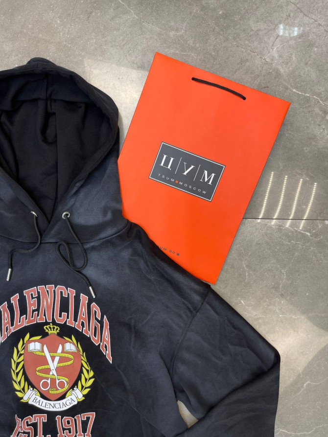 Худи Balenciaga — изображение 5