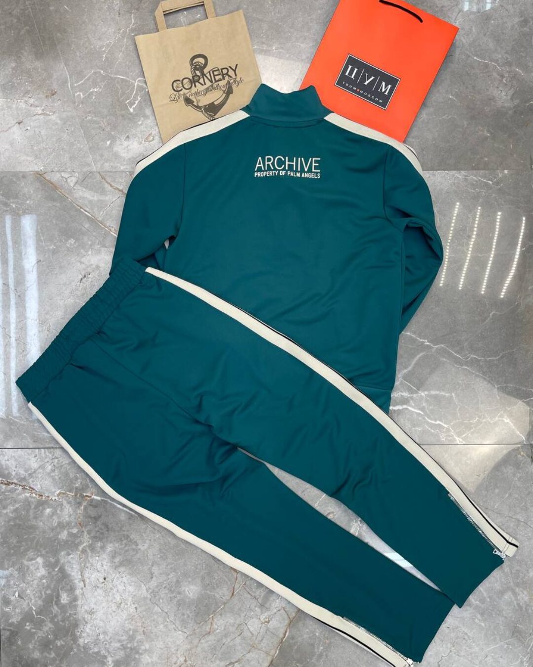 Спортивный костюм Moncler — изображение 2