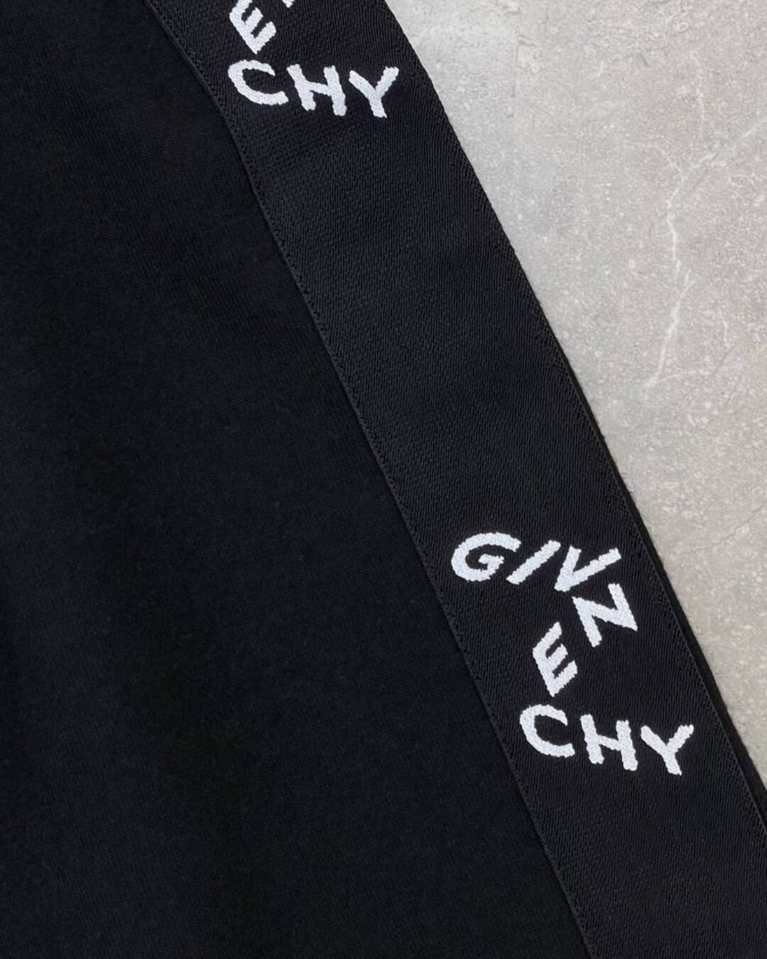 Спортивный Костюм Givenchy — изображение 4