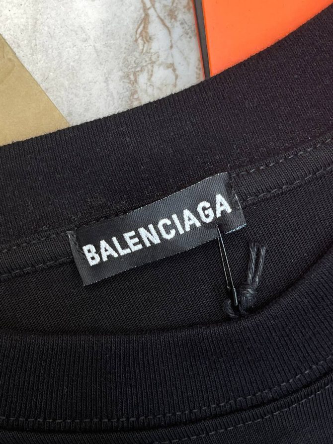 Футболка Balenciaga — изображение 7