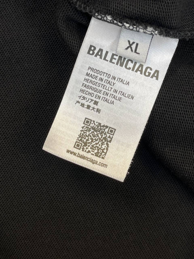 Футболка Balenciaga — изображение 8