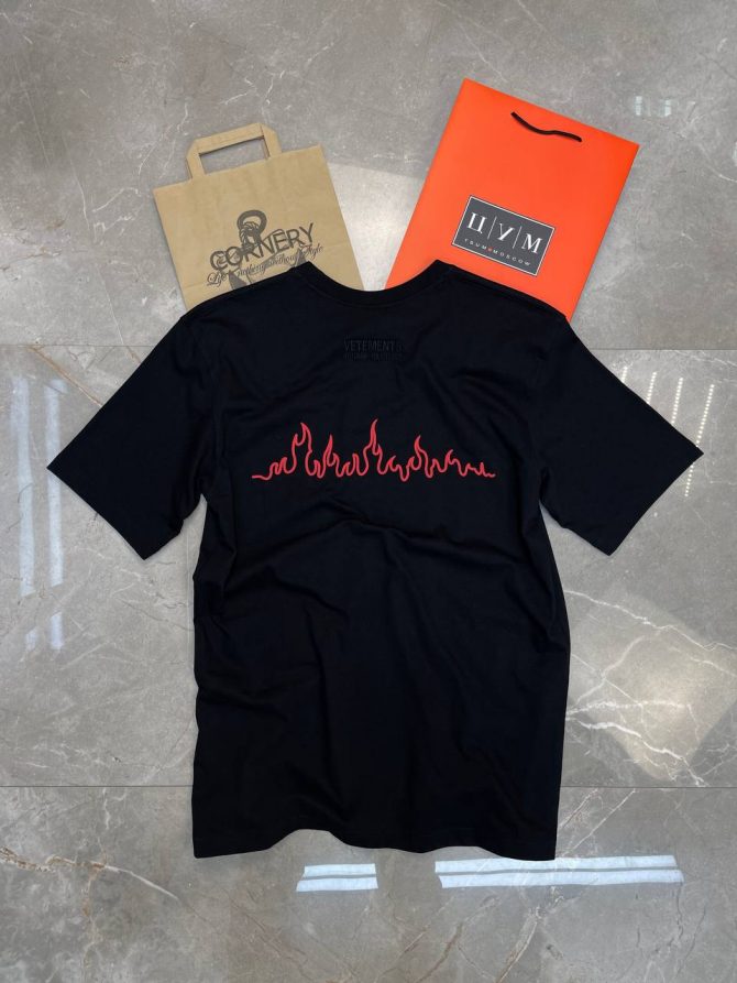 Футболка Vetements — изображение 3