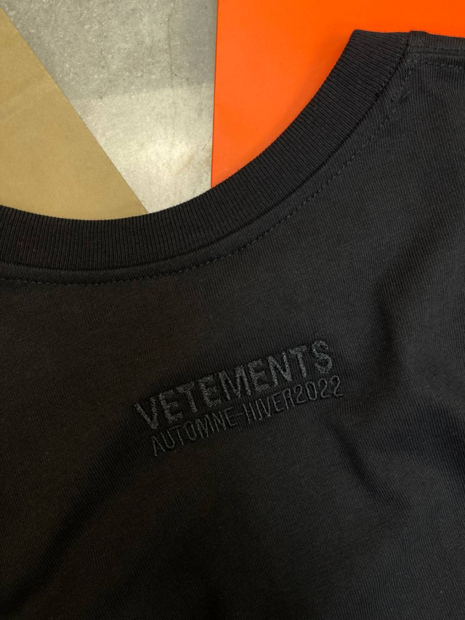 Футболка Vetements — изображение 9