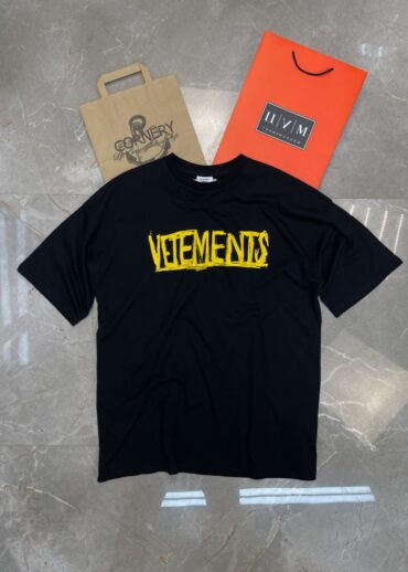 Футболка Vetements Logo