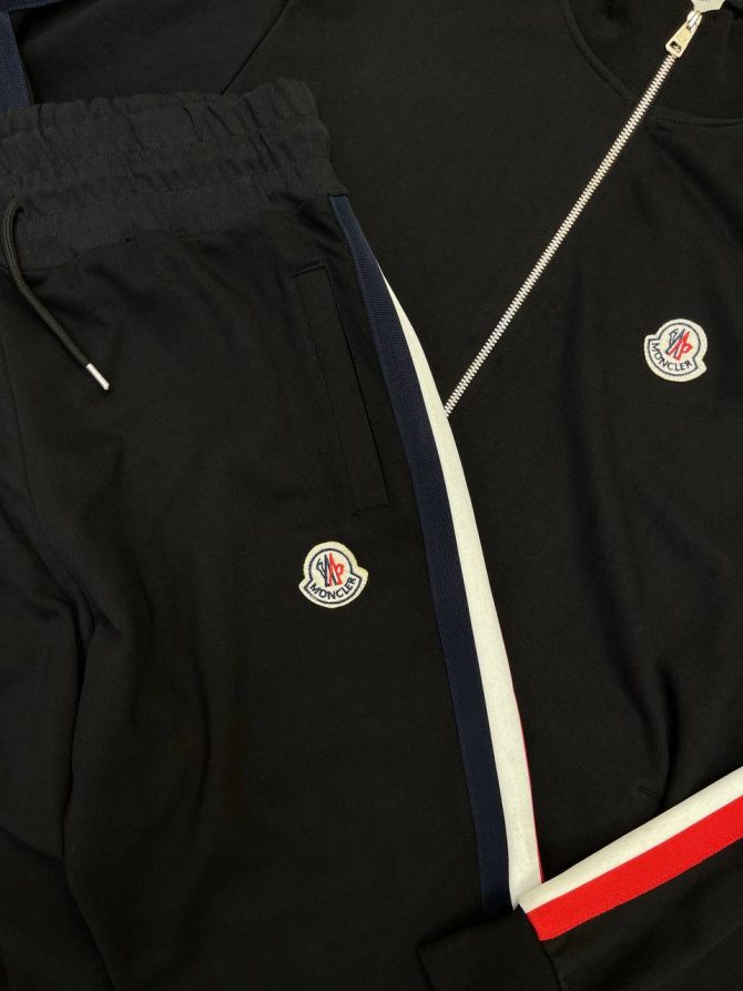 Спортивный костюм Moncler — изображение 3