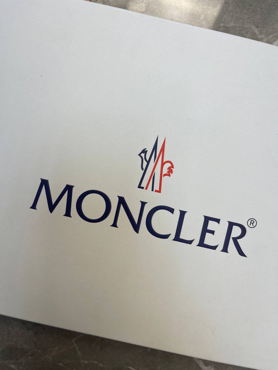Коробка Moncler — фото 2