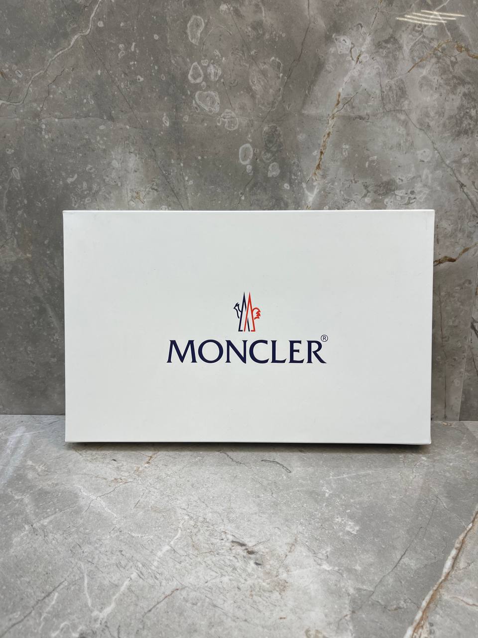 Коробка Moncler — фото 4