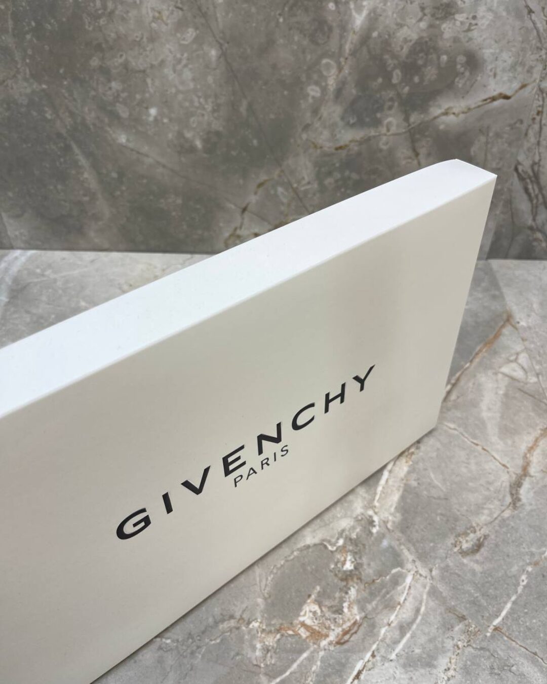 Коробка Givenchy — изображение 5