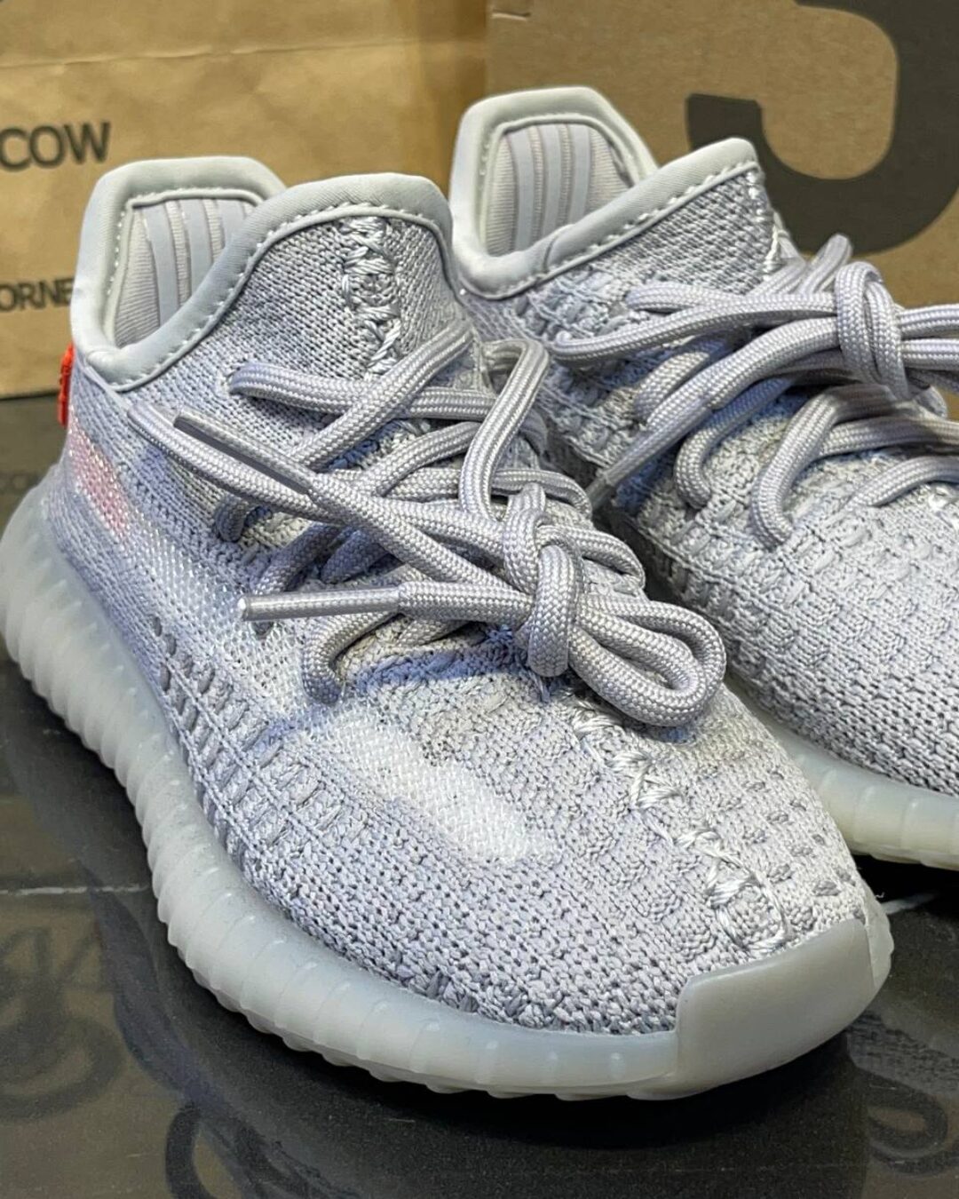 Yeezy 350 Tail Light Kids — изображение 6