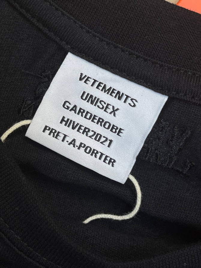 Футболка Vetements — изображение 7