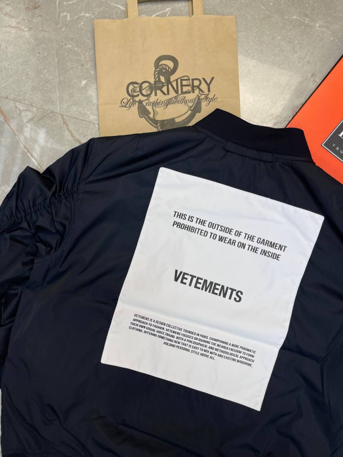 Бомбер Vetements — изображение 9