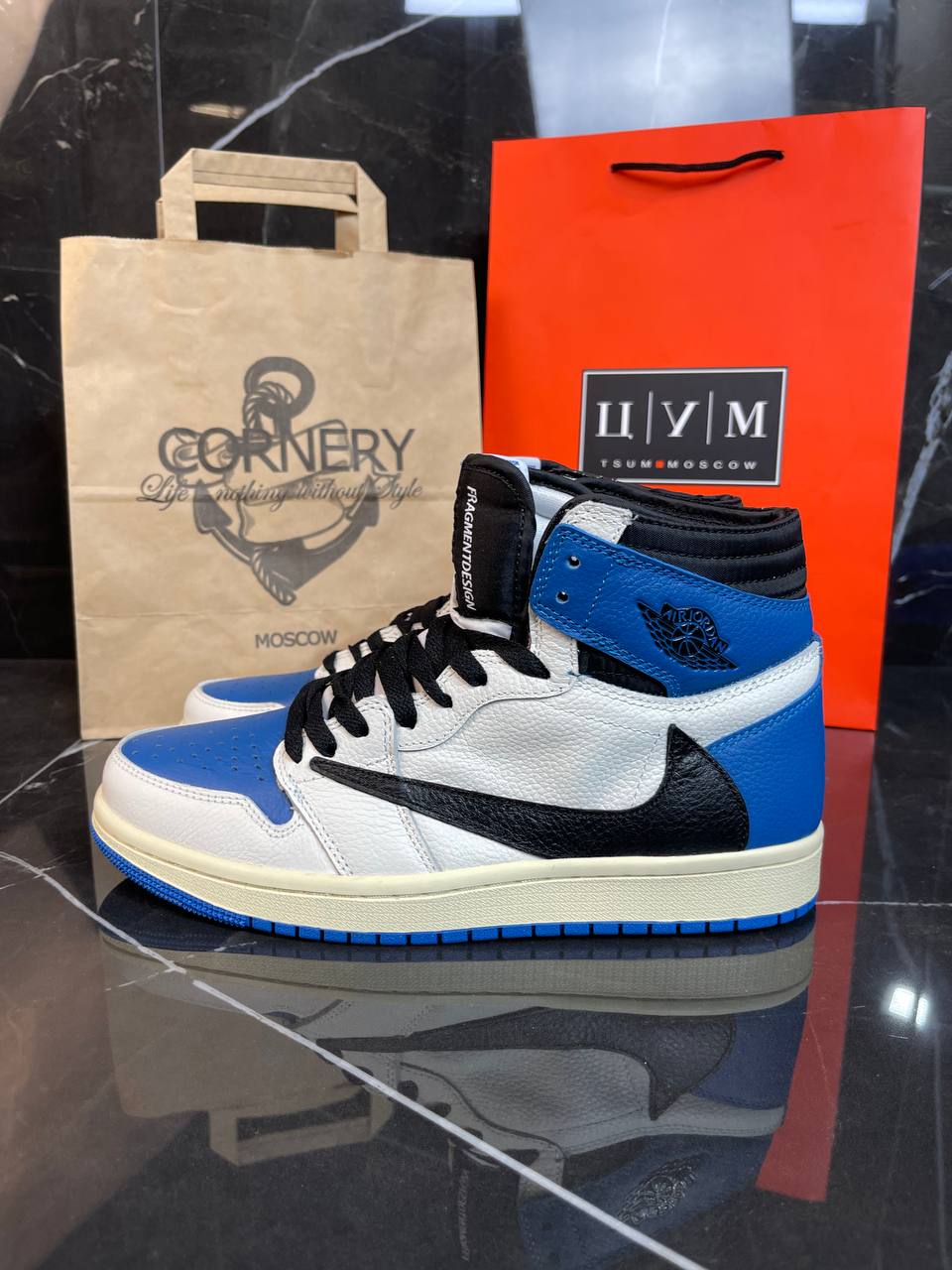 Кроссовки Fragment Design x Travis Scott x Air Jordan 1 Retro High — фото 2