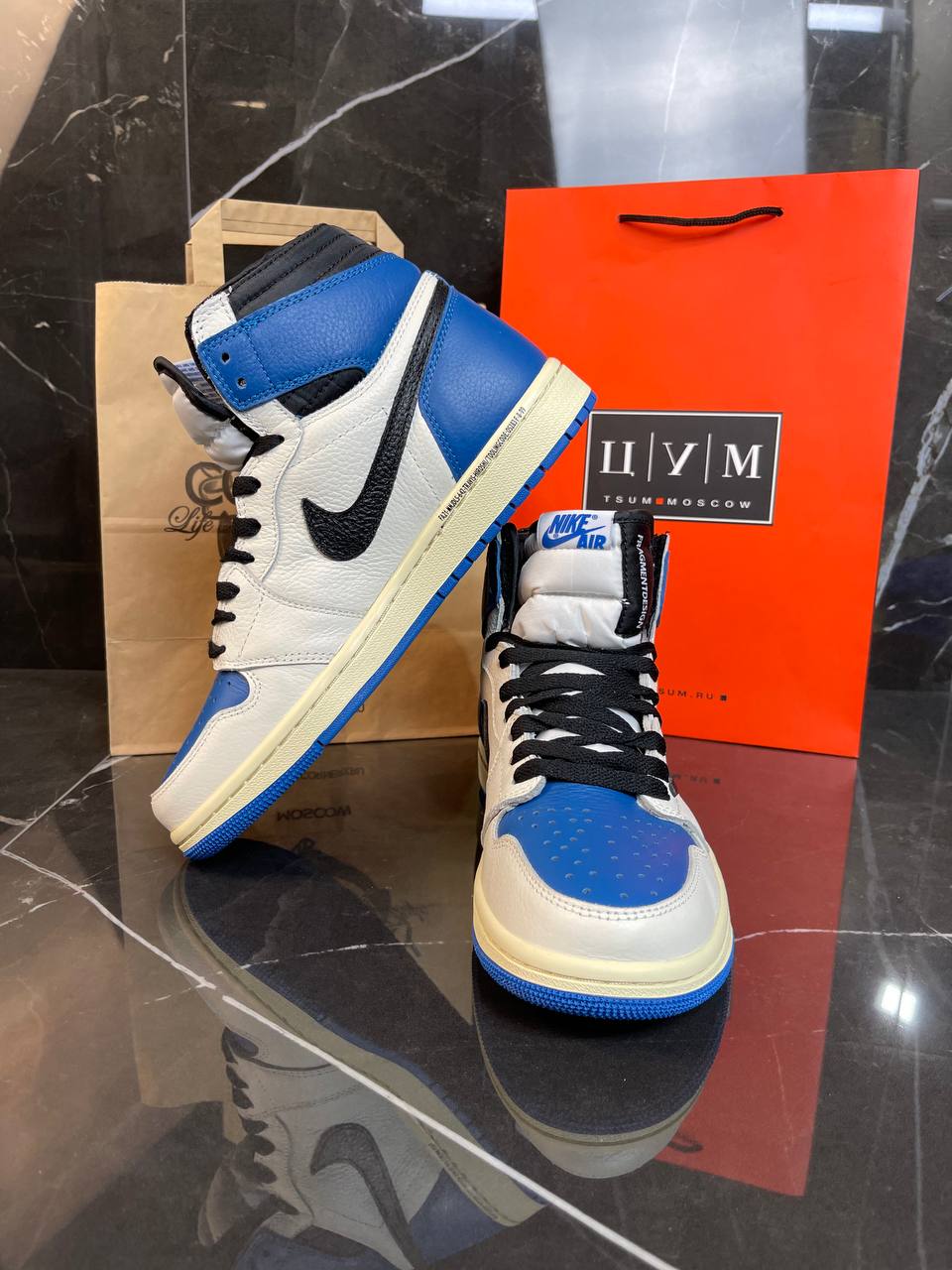 Кроссовки Fragment Design x Travis Scott x Air Jordan 1 Retro High — фото 5