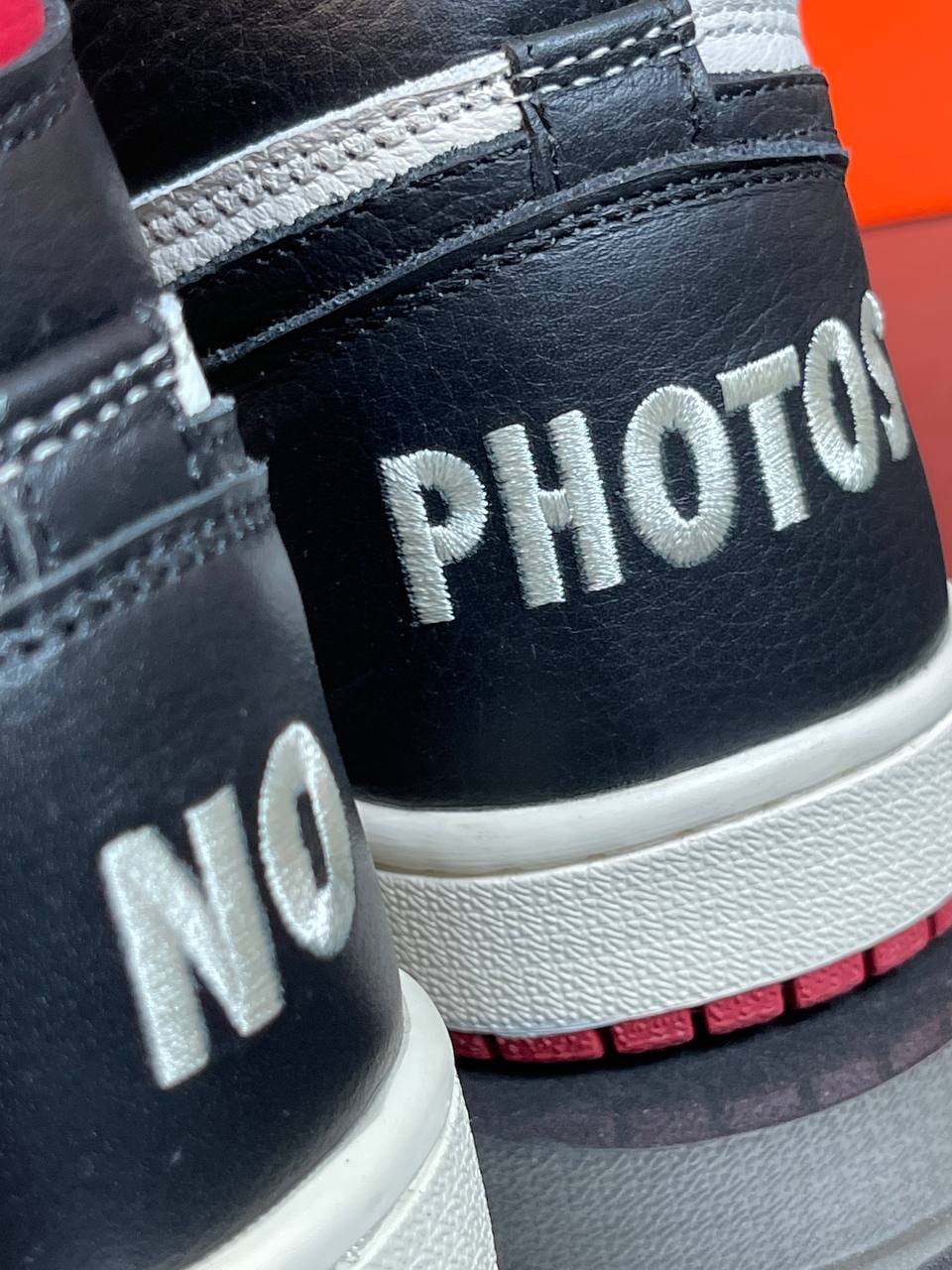 Кроссовки Jordan 1 Retro High "Not For Resale" Varsity Red — фото 8