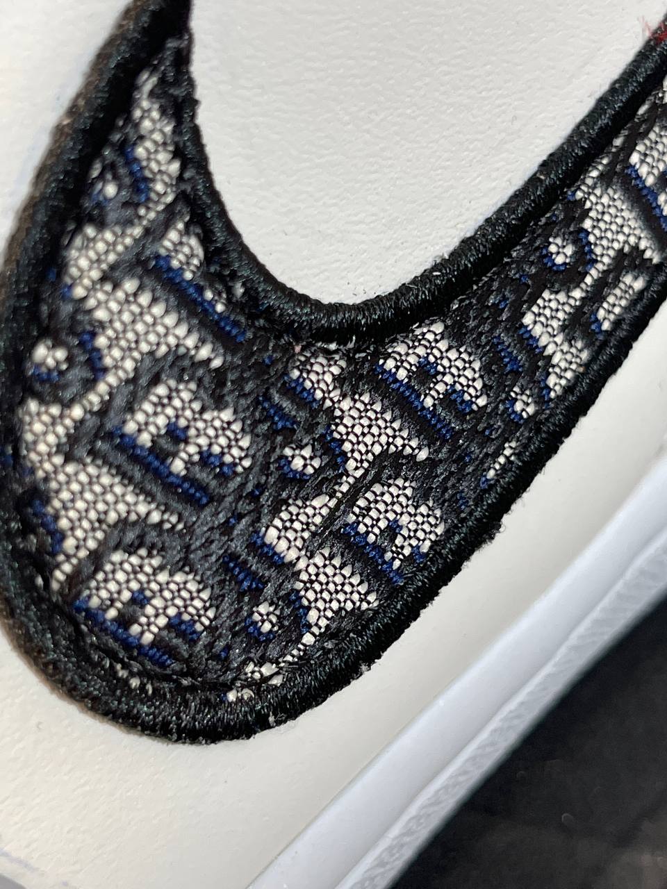 Кроссовки Nike x Dior — фото 7