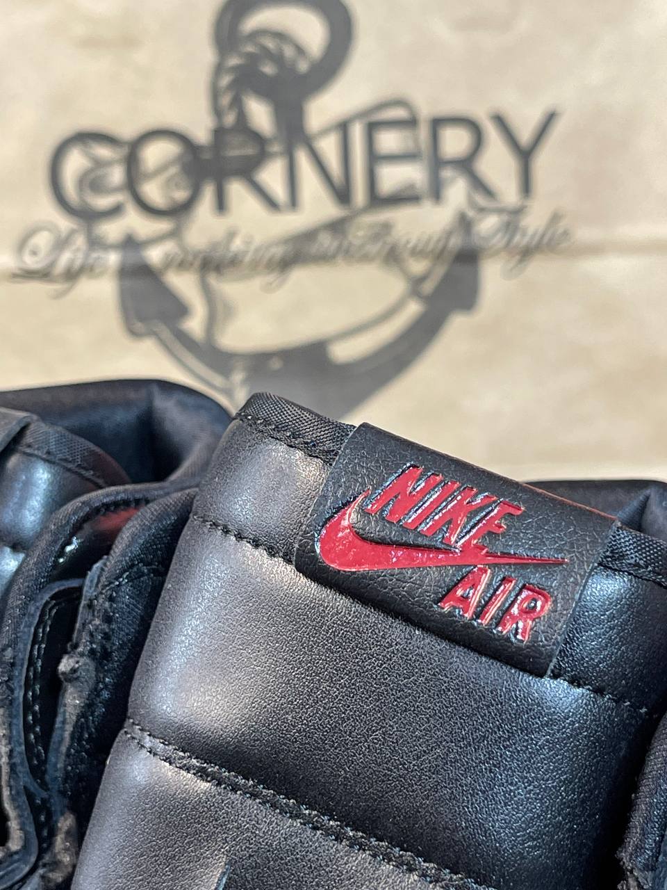 Кроссовки Jordan 1 Retro High OG Defiant Couture — фото 6