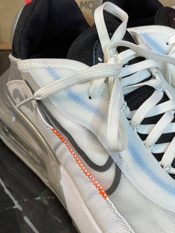 Кроссовки Nike — изображение 2