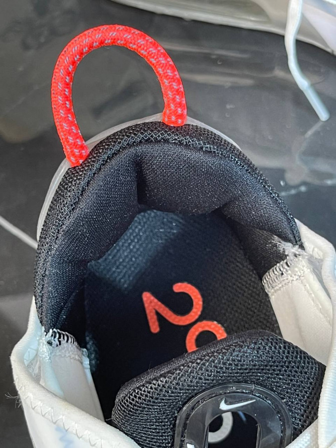 Кроссовки Nike — изображение 3