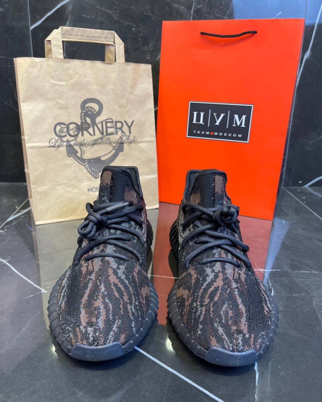 Yeezy 350 MX Rock — изображение 2