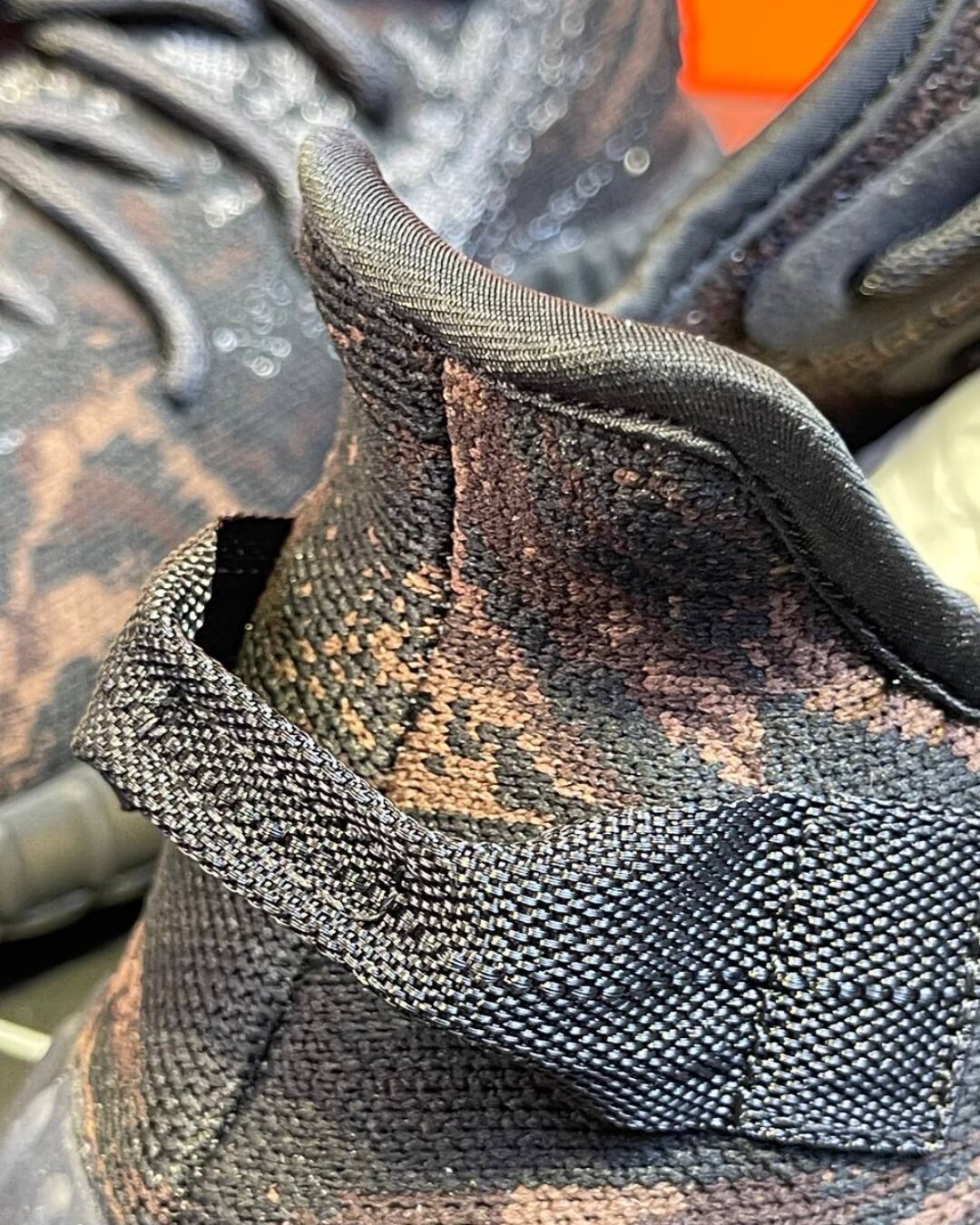 Yeezy 350 MX Rock — изображение 8