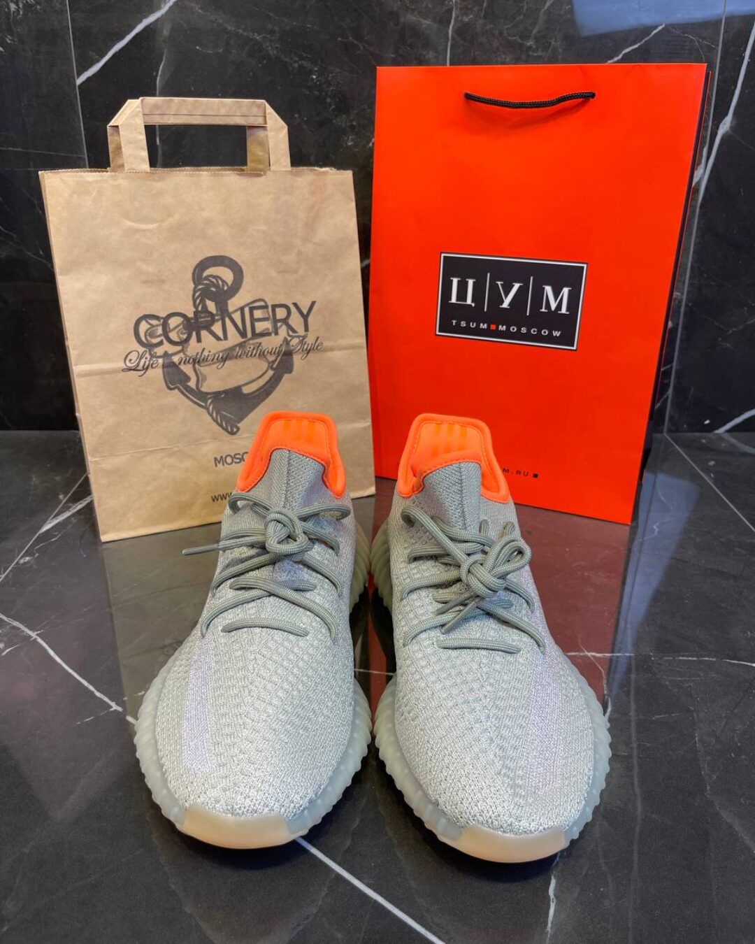 Yeezy 350 V2 Desert Sage — изображение 2