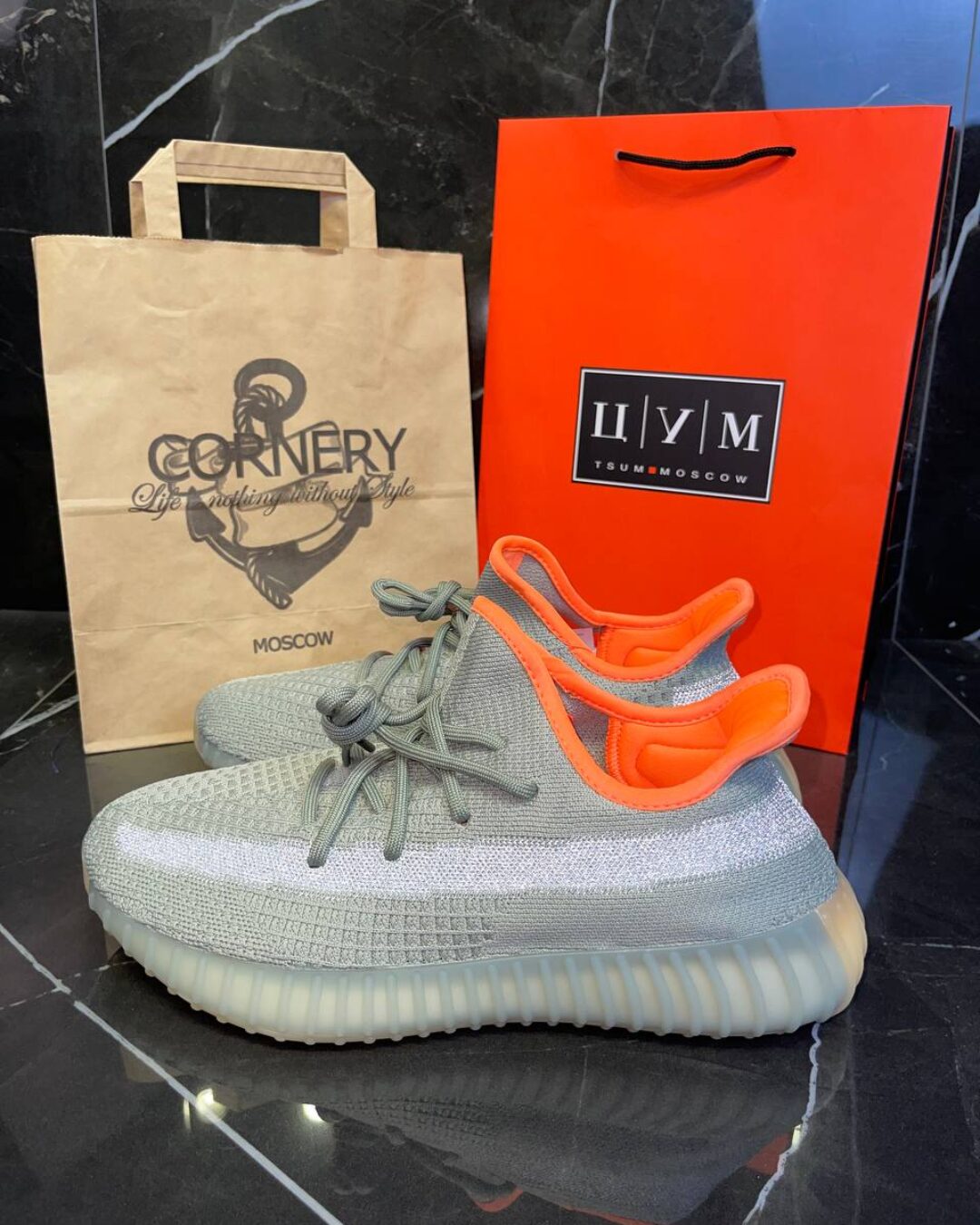 Yeezy 350 V2 Desert Sage — изображение 3