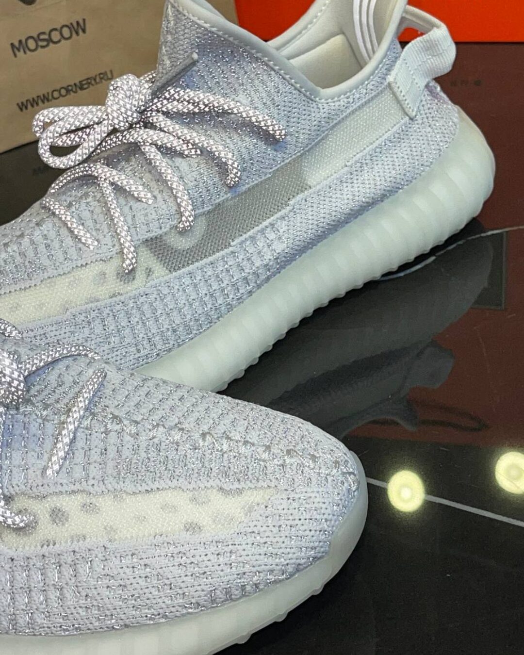 Yeezy 350 V2 Static Reflective — изображение 7