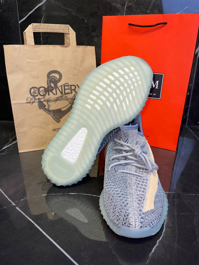 Yeezy 350 V2 Ash Blue — изображение 6