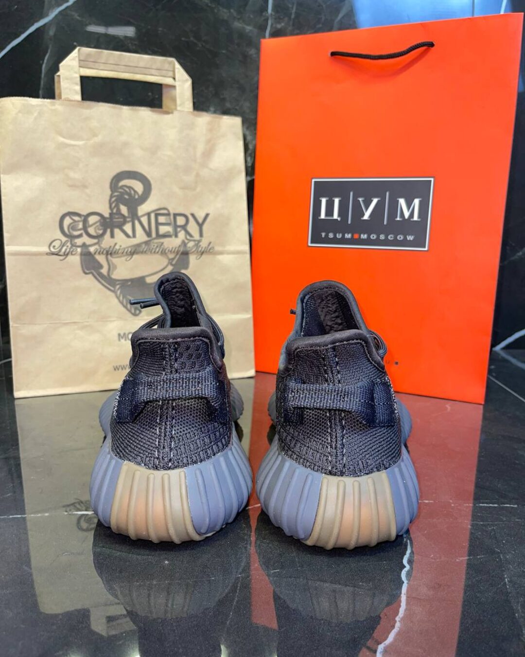 Yeezy 350 V2 Cinder Reflective — изображение 4