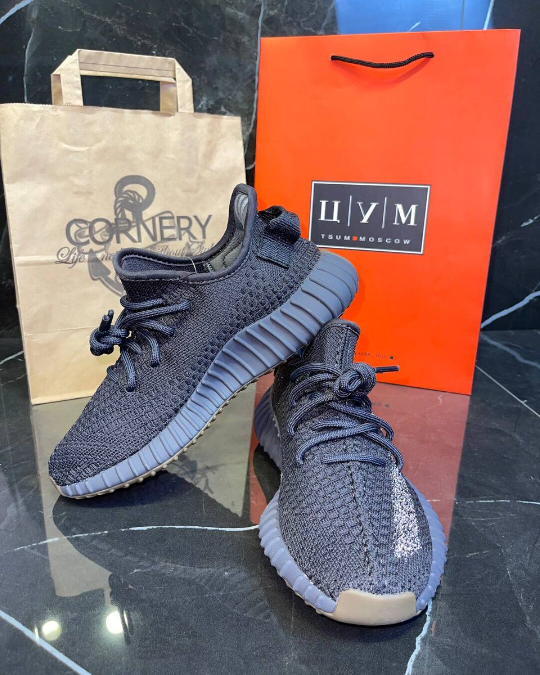 Yeezy 350 V2 Cinder Reflective — изображение 7