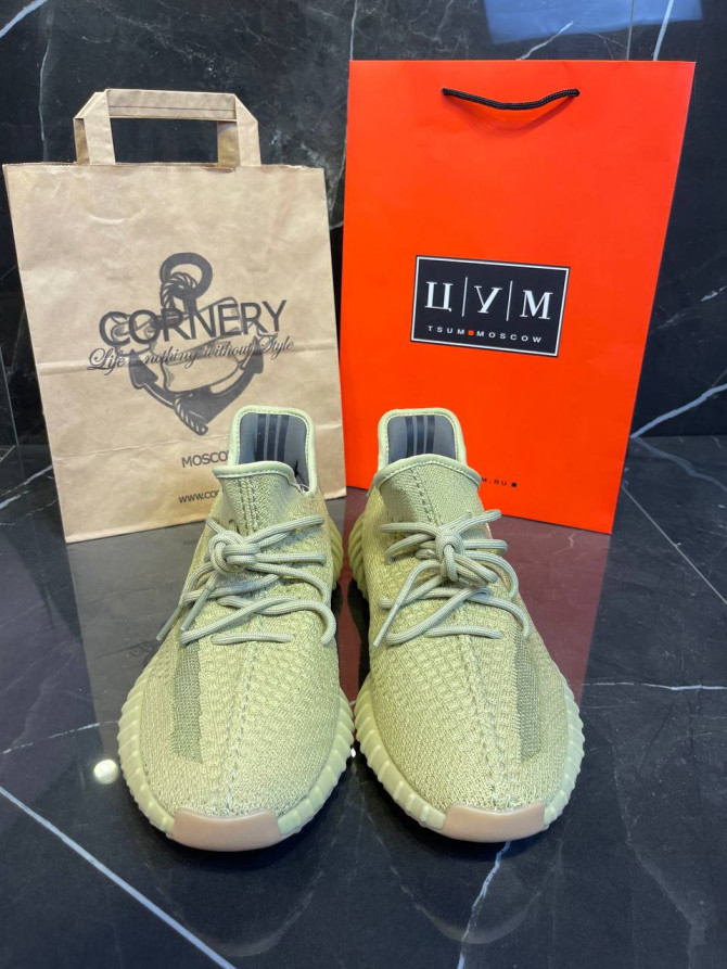 Yeezy 350 V2 Sulfur — изображение 2