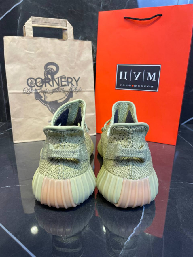 Yeezy 350 V2 Sulfur — изображение 4