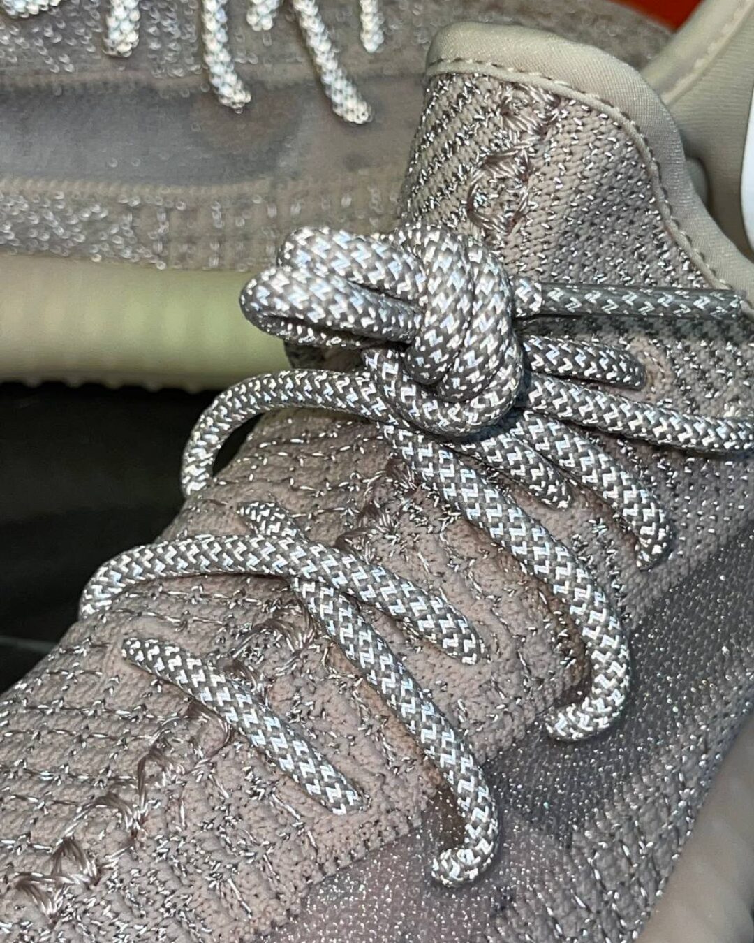 Yeezy 350 V2 Synth Reflective — изображение 7