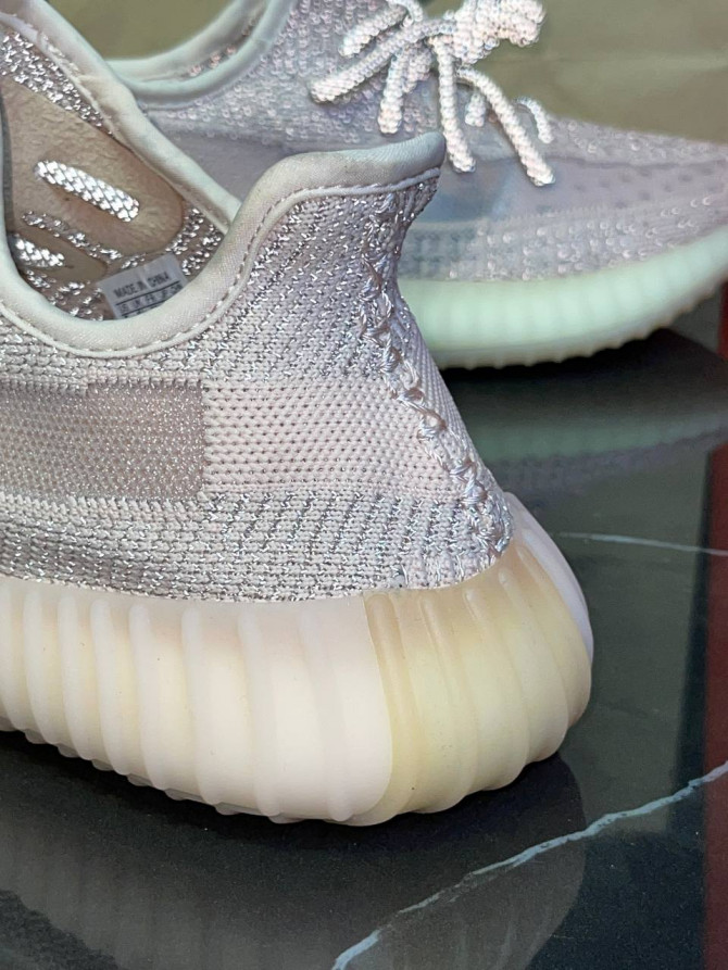 Yeezy 350 V2 Synth Reflective — изображение 9